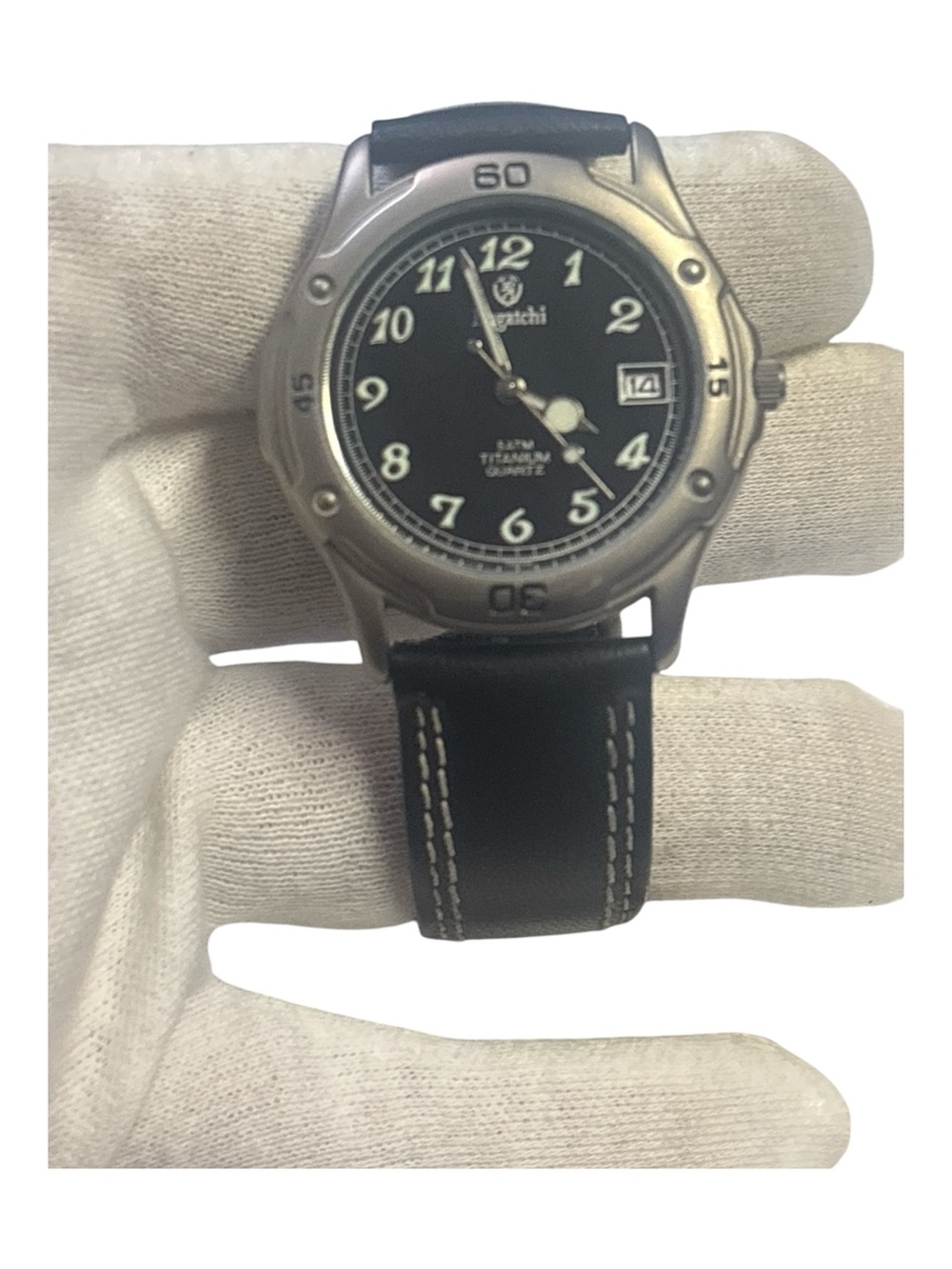 Bugatchi date watch leather all titanium